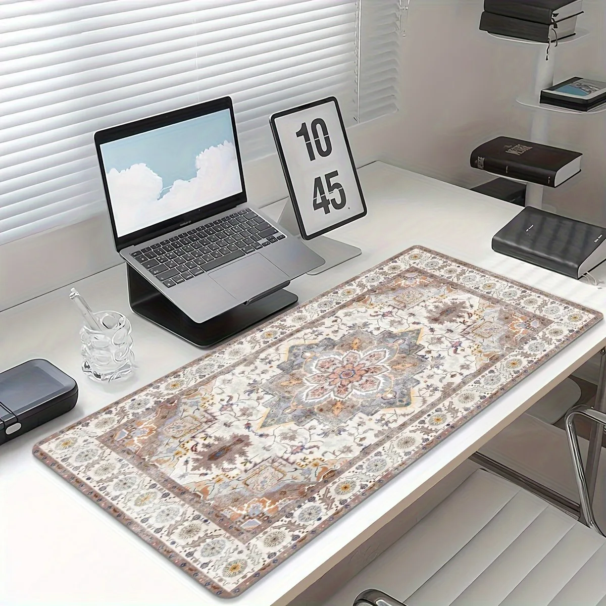 Vintage Persian Themed Rubber  - Vintage Gaming Accessories recensione e prezzo