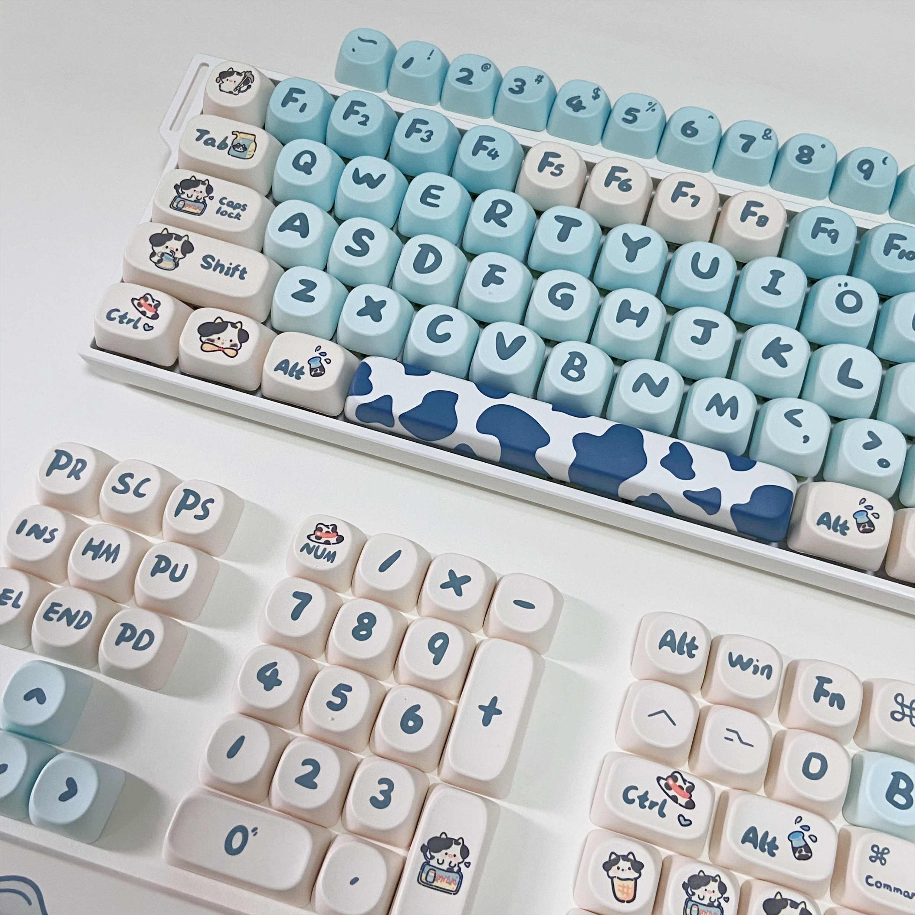 Blue Cow Keycaps for Mechanica - Gaming Accessories Cute recensione e prezzo