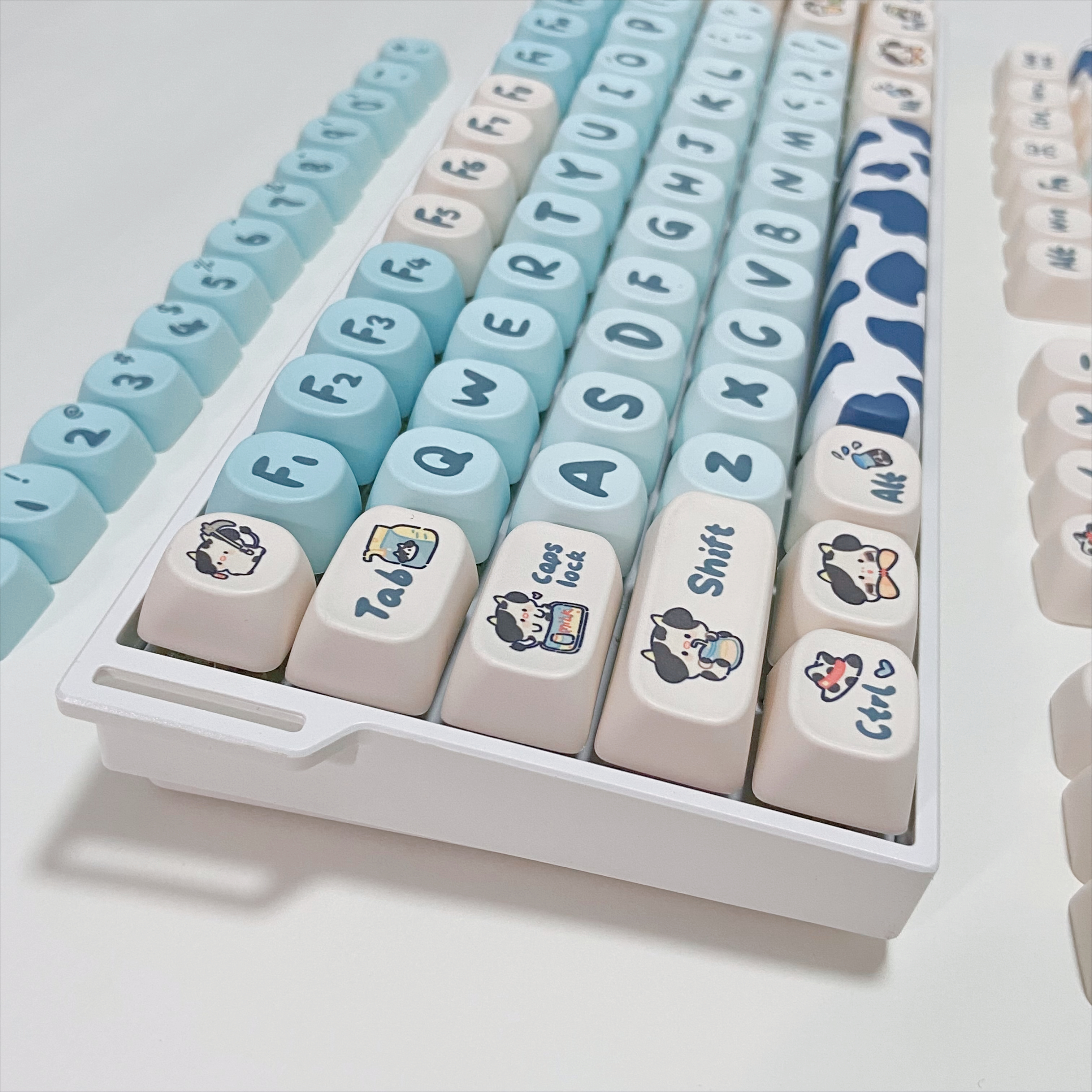 Blue Cow Keycaps for Mechanica - Gaming Accessories Cute recensione e prezzo