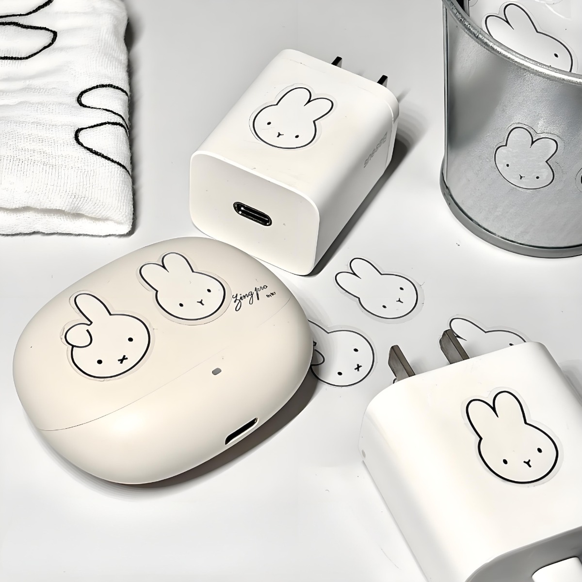 Kawaii Anime Miffy Rabbit Wate - Gaming Accessories Cute recensione e prezzo