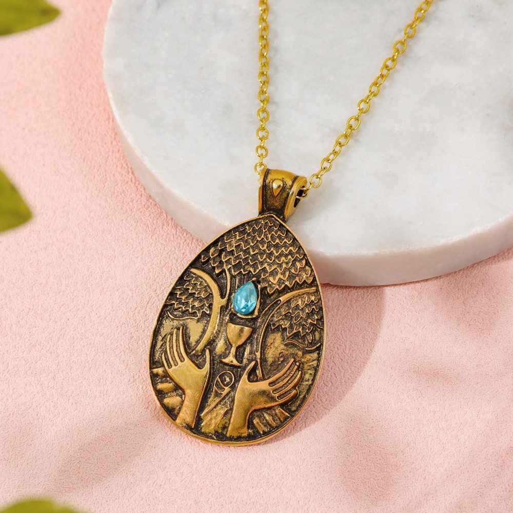 Vintage Game Pendant Necklace  - Vintage Gaming Accessories recensione e prezzo